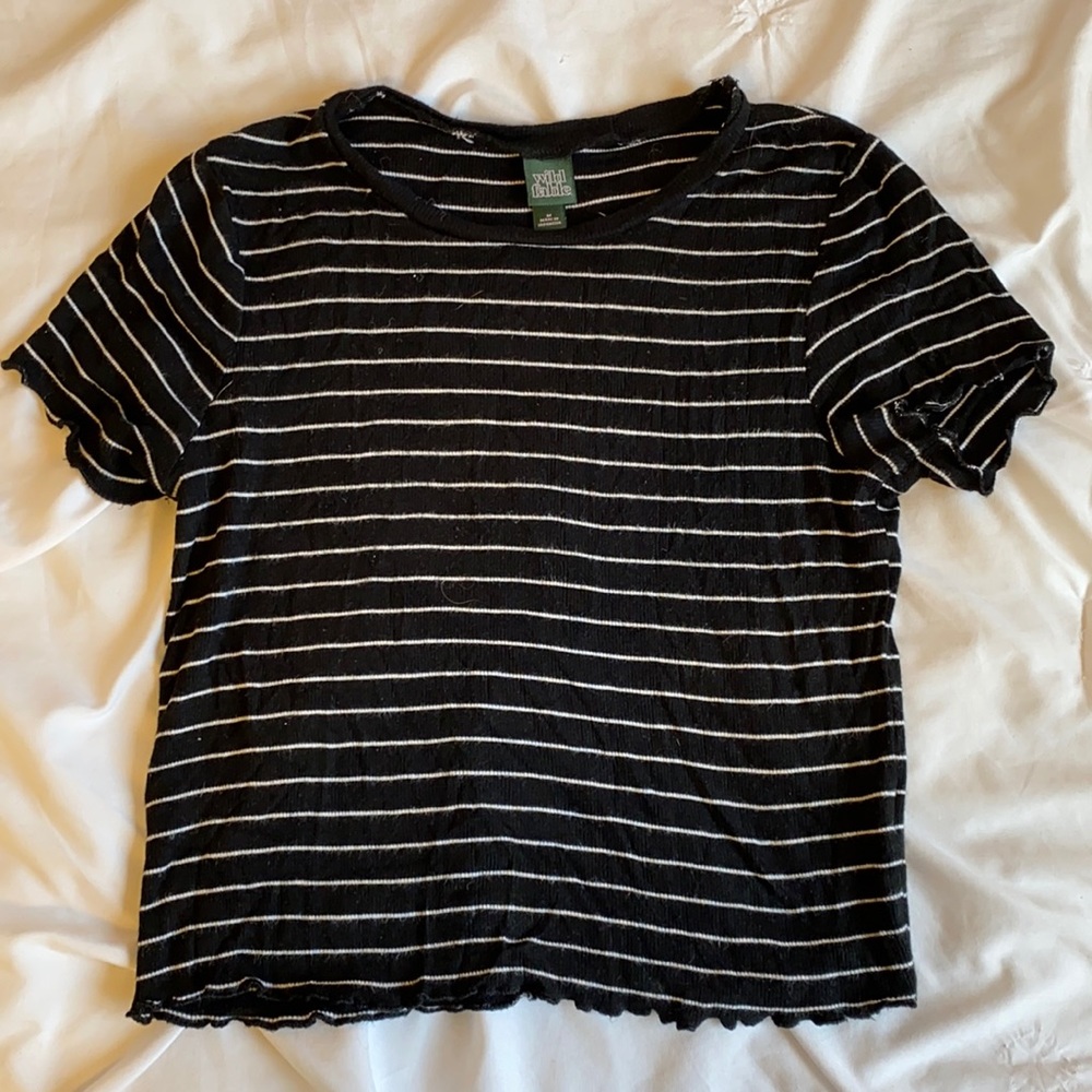 Wild Fable black and white striped crop tee